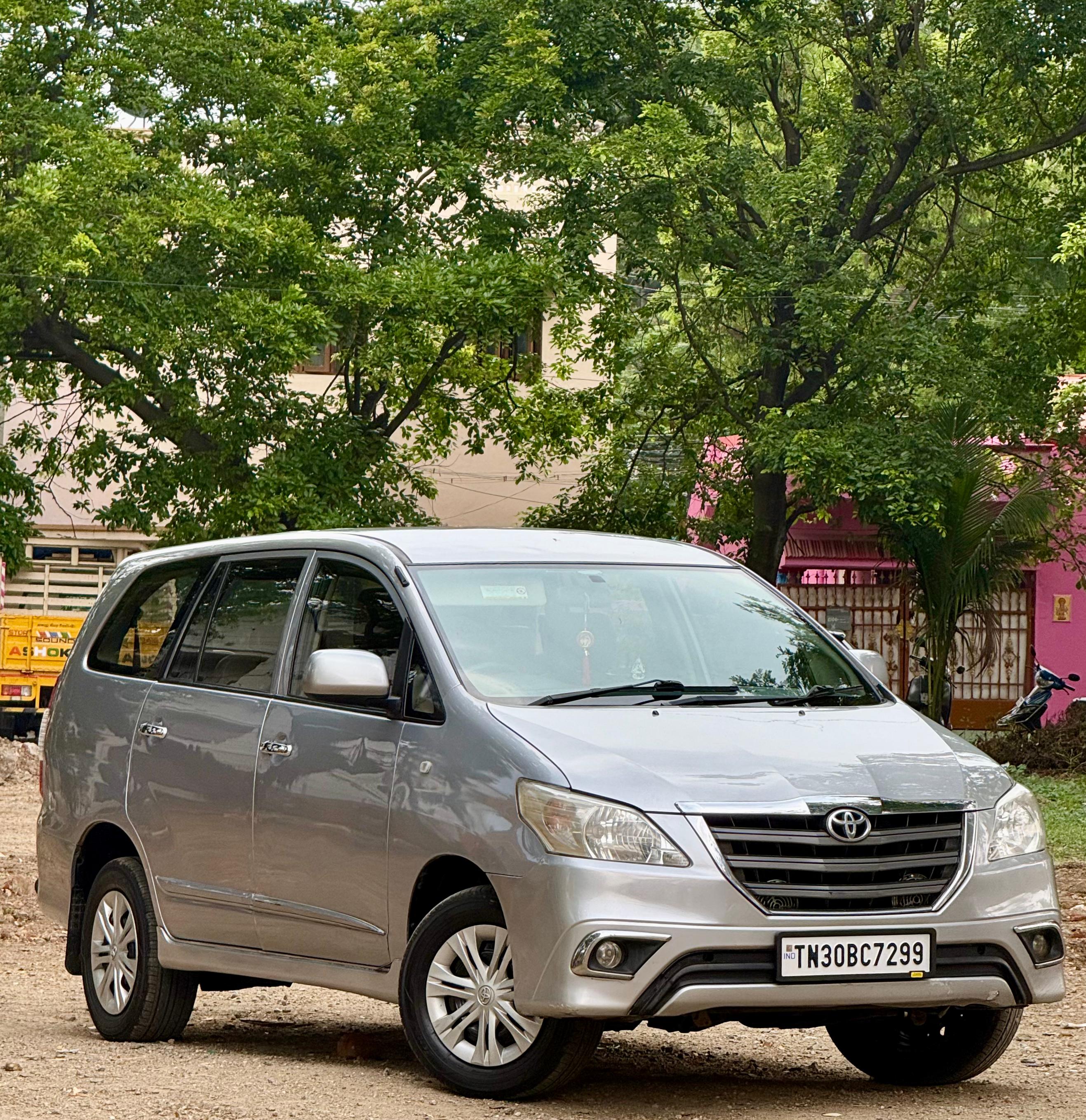 Toyota Innova - Image 5